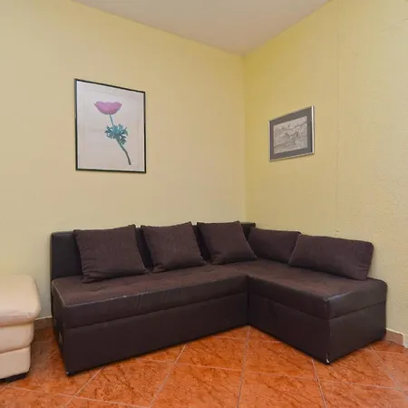 Apartamento Fuer 5 Personen Ca 60 Qm In Stinjan, Istrien Istrische Riviera