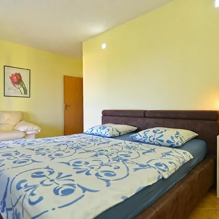Fuer 5 Personen Ca 60 Qm In Stinjan, Istrien Istrische Riviera Apartment