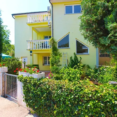 Apartment Fuer 5 Personen Ca 60 Qm In Stinjan, Istrien Istrische Riviera Stinjan
