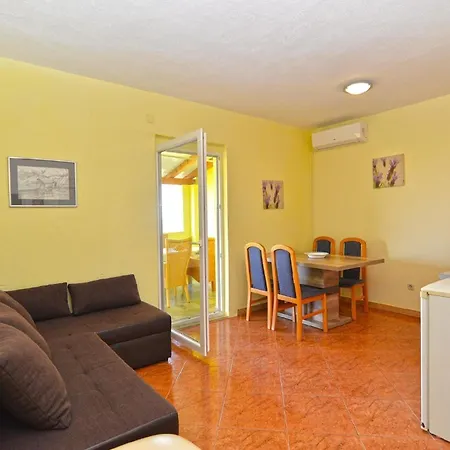 Fuer 5 Personen Ca 60 Qm In Stinjan, Istrien Istrische Riviera *